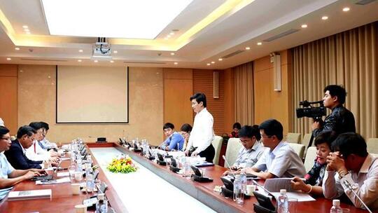 <a href="/ubndxadakso/tin-tuc/nong-thon-moi-do-thi-van-minh" title="Nông thôn mới - Đô thị văn minh" rel="dofollow">Tin từ các huyện, thị xã, thành phố</a>