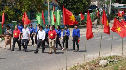 Rực rỡ "Đường cờ Tổ quốc" ở Đắk Nông