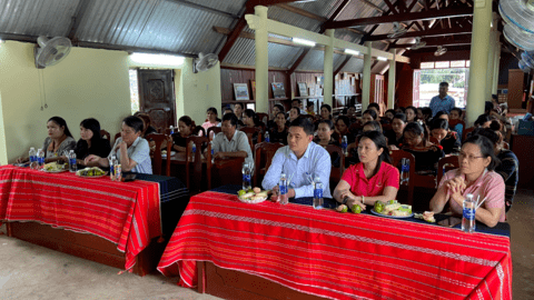 SỞ VĂN HÓA THỂ THAO VÀ DU LỊCH TỔ CHỨC KHAI GIẢNG LỚP TẬP HUẤN VỀ PHƯƠNG PHÁP, KỸ NĂNG DỆT THỔ CẨM CỦA DÂN TỘC MNÔNG.